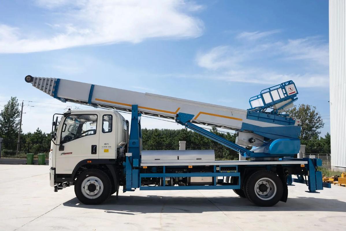 枞阳县云梯上料车租赁费用