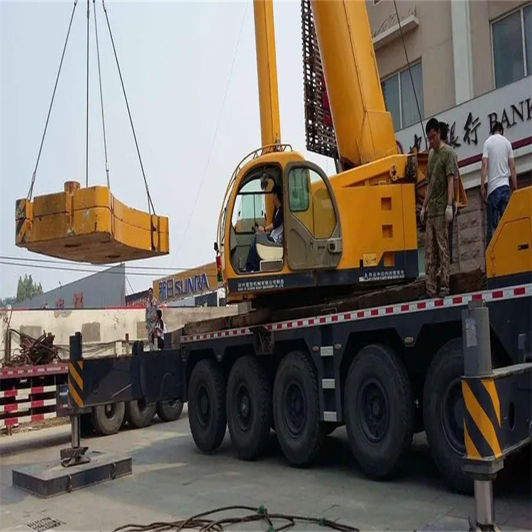 枞阳县当地吊车出租|机器吊装|75吨|工厂搬迁服务